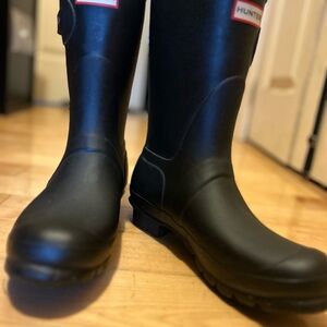 Hunter Classic Black Footwear